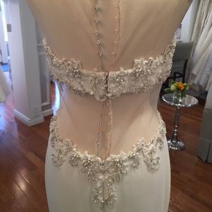 Badley Mishka wedding dress Size 10